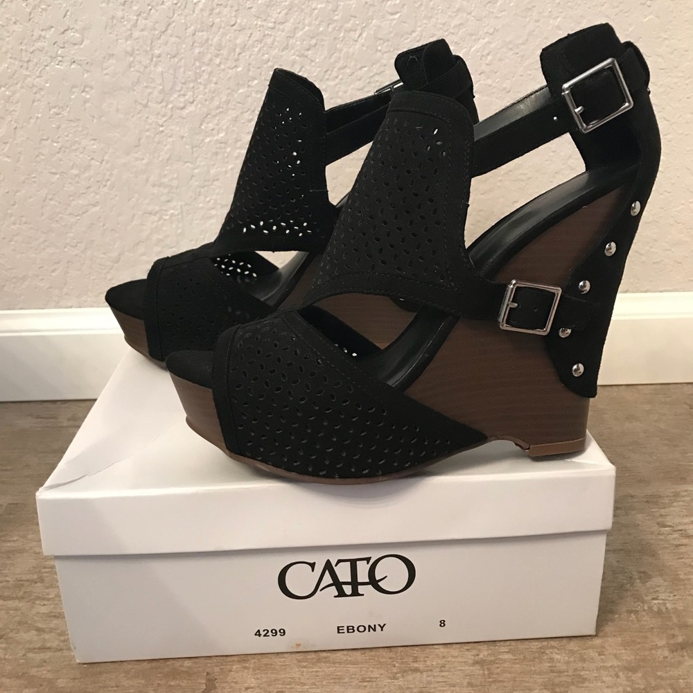 Black Open-Toe Wedged Sandals